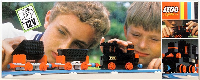 LEGO 722 12V Electric Train with 2 Wagons