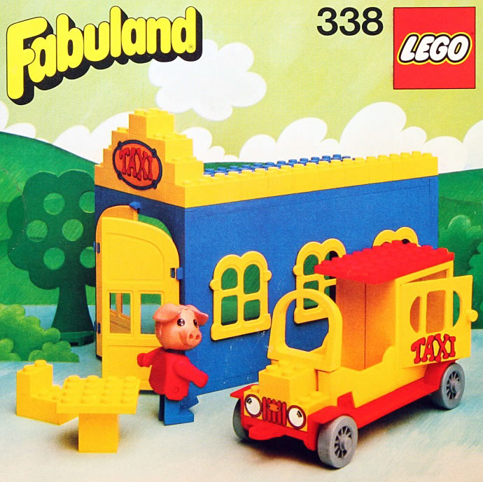 LEGO 338 Blondi the Pig and Taxi Station
