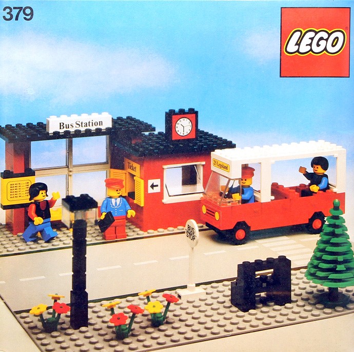 LEGO 379 - Bus Station