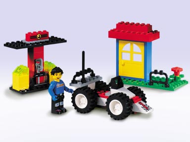 LEGO 4173 - Max's Pitstop