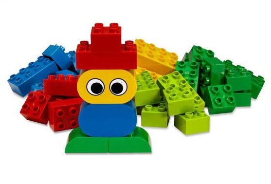 LEGO 5586 - Duplo Basic Bricks with Fun Figures