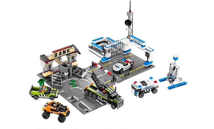 LEGO 8211 - Brick Street Getaway