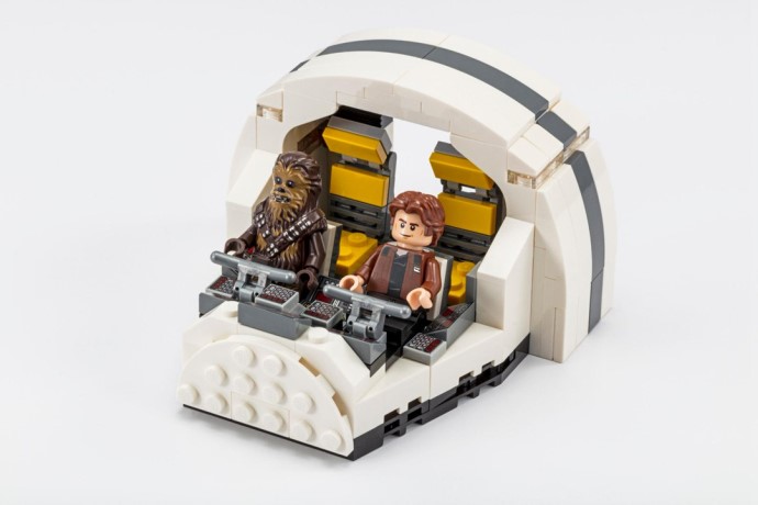 LEGO 75512 - Millennium Falcon Cockpit