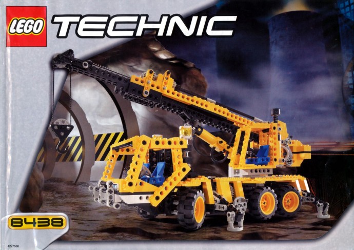 LEGO 8438 Pneumatic Crane Truck
