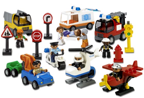 LEGO 9132 Community Transport Set