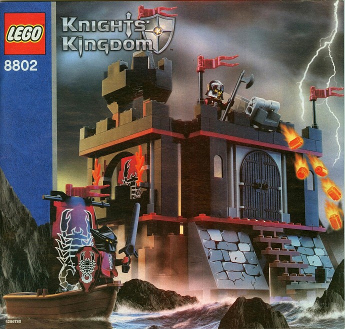 LEGO 8802 - Dark Fortress Landing