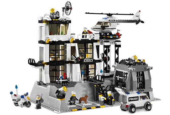 LEGO 7237 - Police Station