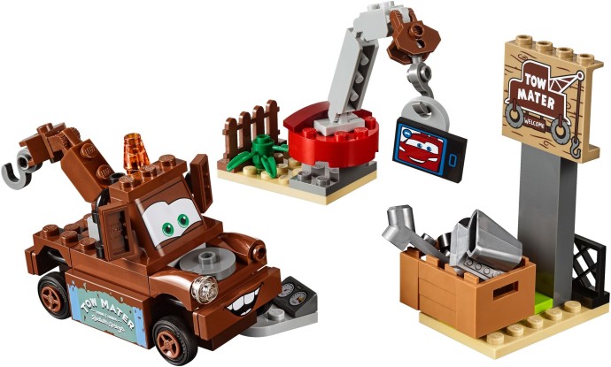 LEGO 10733 Mater's Junkyard