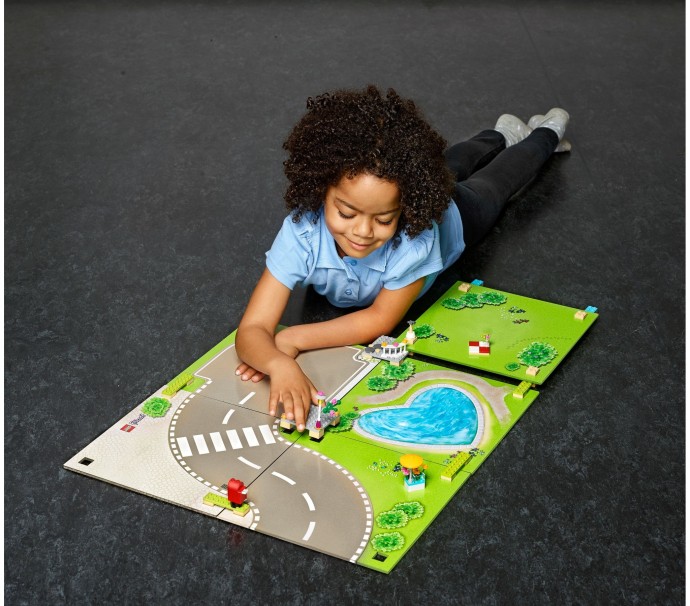 LEGO 853671 Playmat and accessory set